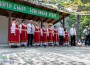 Празникът на фолклора „Боженишки Урвич“ отново събра стотици на поляната под крепостта