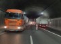 Аварирал камион в тунел “Ечемишка”, движението за София е спряно