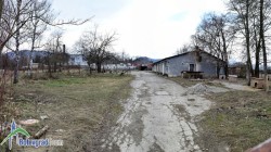 През втората половина на октомври започва изграждането на приют за бездомни кучета в Ботевград