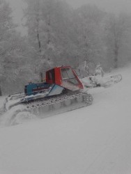Ски сезонът на хижа Стражата е открит