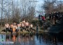 12 смелчаци се хвърлиха за кръста във водите на река Бебреш край Врачеш