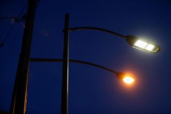 Няма да има режим на уличното осветление в община Ботевград