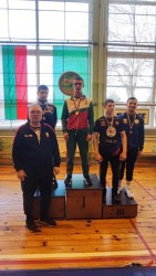 Успех за ботевградчани на държавния шампионат по борба
