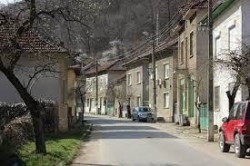 Община Етрополе отменя провеждането на зимния празник в с. Лопян