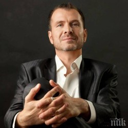 Симеон Владов  отново номиниран за  наградата „Икар”