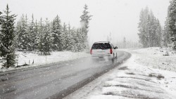 АПИ: Шофьорите да тръгват с автомобили готови за зимни условия