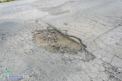 Изкърпването на дупките по улиците в Ботевград ще започне до няколко дни