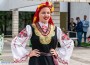 Пъстър хоровод се изви в центъра на Ботевград  (снимки)