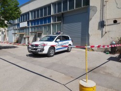 24 часа: Нелегалната фабрика била движена от шестима украинци, обявени са за издирване