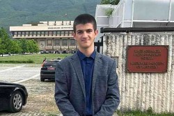 Ботевградчани – възпитаник на НПГ по КТС, на президентския прием по повод 24 май