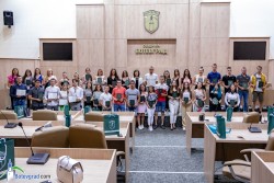 56 зрелостници бяха удостоени с почетна грамота “Отличен зрелостник на община Ботевград