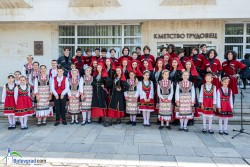 Участниците в международния детски фестивал изнесоха концерт в Трудовец