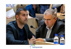 Дамян Маринов и Любчо Василев бяха избрани за заместник-председатели на местния парламент
