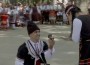 Романтично предложение за брак по време на  фестивала на народната носия