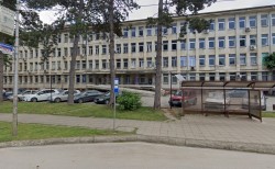 За сметка на Общината е направен ремонт в лекарския кабинет със срутения таван