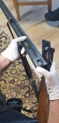 Ловни оръжия и боеприпаси без разрешителни и документи за произход са иззети от частен адрес в Етрополско