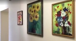 Володя Казаков дари 40 картини на ботевградската болница