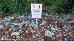 Общинската администрация ще чисти боклуците край  пътя  Ботевград - Врачеш