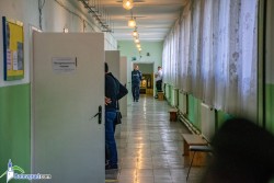 27,77% избирателна активност в община Ботевград
