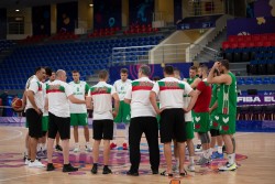 Двата мача на България - в български ефир