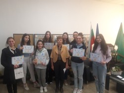 Въображение и талант демонстрираха гимназисти в Деня на толерантността