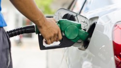 Отстъпка от 25 ст. при зареждане на гориво ще има до 31 декември