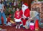 Дядо Коледа зарадва децата в село Липница с подаръци