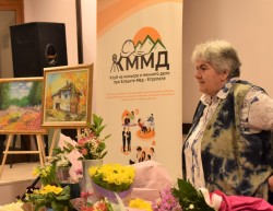 „Картини с бои и с думи“