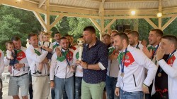 България шампион по футбол на УСИК: Емоциите при  награждаването