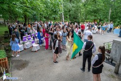 Випускниците на ППМГ “Акад. проф. д-р Асен Златаров“ получиха дипломите си за средно образование