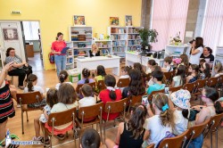 При голям интерес премина срещата с детската писателка Катя Антонова