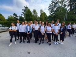 Пълен рестарт на паралелката „Организация на хотелиерството“ в Езикова гимназия Правец