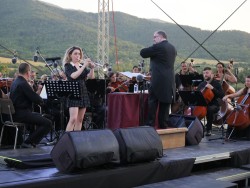 Pravets Art Night – красиво начало със Софийската филхармония и Лусиен Реноден Вари