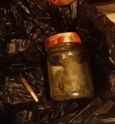 Шестима души са задържани при спецакция срещу наркоразпространението в областта.