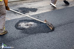 До 28 септември приемат оферти за ремонт на участъци от 6 улици в Трудовец, Врачеш, Скравена и Литаково