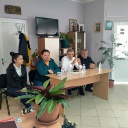Кандидати от МИР - Ботевград се срещнаха с жители на Врачеш