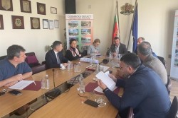 Областният управител представи пред депутатите от Софийска област инвестиционната концепция за региона