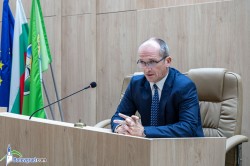 Д-р Илин Черняшки е новият стар председател на Общински съвет - Ботевград