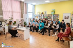 В градската библиотека урок по родолюбие, посветен на 146 години от освобождението на Ботевград