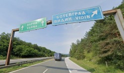 В петък и събота се променя организацията на движение в посока Варна на тежкотоварните камиони по участъци от АМ „Хемус“