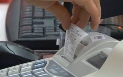 Потребителите могат да проверяват истински ли са касовите бележки с мобилното приложение на НАП