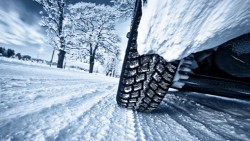 АПИ: Шофьорите да тръгват с автомобили, подготвени за зимни условия