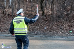 Трима нарушители на пътя са установени от ботевградските полицаи в неделния ден 
