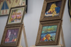 Володя Казаков гостува с изложба живопис в Община Мездра 