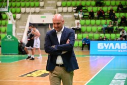 Небойша Кнежевич вече не е треньор на Балкан
