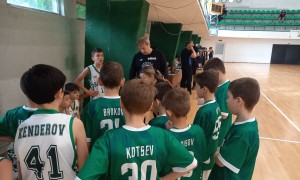 Зонален турнир за момчета до 12 години: Балкан започна с победа