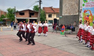 С концерт на площада в Литаково празнуваха Лазаровден и Цветница