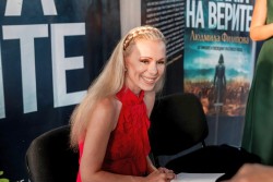 Людмила Филипова гостува в Ботевград за „Алея на книгата“