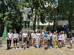 Сдружение “Орханиец“ проведе пътуване под наслов “Ботевите четници из Орханийско – исторически факти и паметни места“