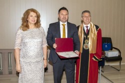 МГУ „Св. Иван Рилски“ връчи дипломи за образователни и научни степени